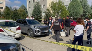 Evlilik yıldönümünde aracında ölü bulunan kadının eşi gözaltına alındı