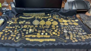 Fatihte tarihi eser operasyonunda 796 sikke ve obje ele geçirildi