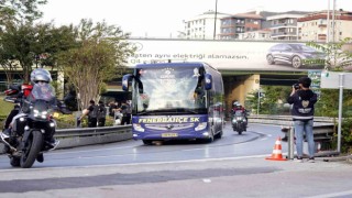 Fenerbahçe, derbi için stada geldi