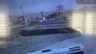 Gaziantepte 4 kişinin yaralandığı kaza güvenlik kamerasında