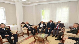 Gaziler evlerinde ziyaret edildi