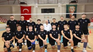 Gebze Belediyesi Voleybol Takımı hazırlık turnuvasına çıkacak
