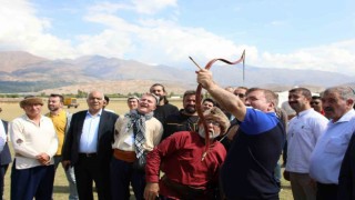Geleneksel Türk Okçuluğu Şampiyonası Erzincanda düzenlendi