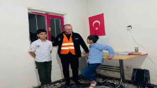 Gürpınardaki işitme engelli kardeşler sevindirildi