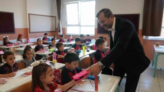 Gürsuda heyecanlı miniklere moral hediyesi