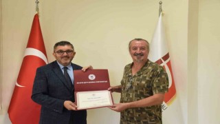 Güzel Sanatlar ve Tasarım Fakültesi Dekanlığına atanan Prof. Dr. Yurdakul görevine başladı