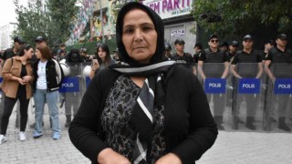 Hakkarili anne: “Bir oğlumu infaz ettiler, diğer oğluma kavuşmak istiyorum”