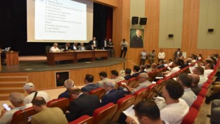 Hatay Büyükşehir Belediye Meclisi Erzin’de Toplandı