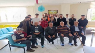 Huzurevi sakinlerine saç bakımı