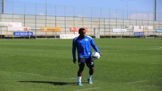 İbrahim Olawoyin: Alanyaspor karşısında da iyi bir sonuç alacağız