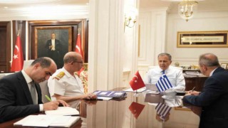 İçişleri Bakanı Yerlikaya, Yunanistan Denizcilik ve Ada Politikaları Bakanı Stylianides ile görüştü