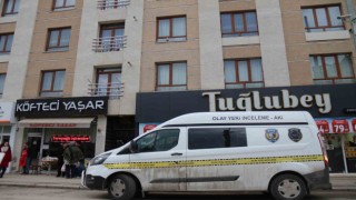 İkinci kattan düşerek ölen sevgilisinin kendisine ‘Torbacı demesini “Solaryuma gidiyordum” diyerek açıkladı