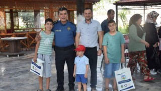 İlçede Öğrencilere Kırtasiye Yardımı