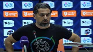 İlhan Palut: “Maçı kaybettiğimiz için üzgünüz”