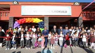 İlk ders zilini protokol çaldı
