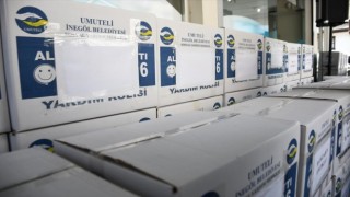 İnegöl Belediyesinden bin 500 öğrenciye kırtasiye yardımı