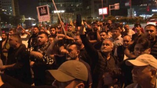 İsrail Başkonsolosluğu önünde Hizbullah lideri Hasan Nasrallahın öldürülmesi protesto edildi