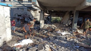 İsrail, Nuseyratta sivillerin sığındığı BMye ait okulu vurdu: 14 ölü