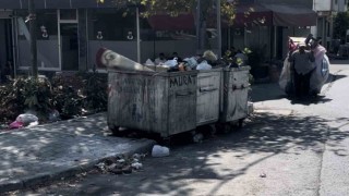İstanbulda çöp konteyneri içinde yeni doğmuş erkek bebek bulundu