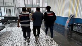 İzmir merkezli ‘terörizm finansmanı operasyonunda 27 gözaltı