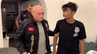 İzmirde aranan şahıslara yönelik şafak operasyonu: 149 gözaltı
