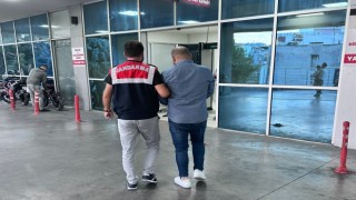 İzmirde jandarmadan terör operasyonu: 6 gözaltı