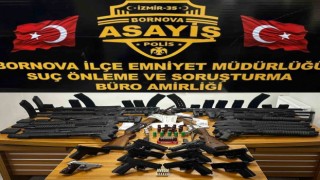 İzmirde silah tacirlerine polisten operasyon