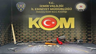 İzmirde tarihi eser kaçakçısına operasyon