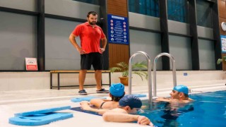 İzmirde yüzmeye engel yok