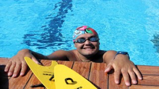 İzmirli Tuna gözünü Manşa dikti