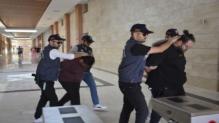 Jahrein ve Pungent 666 rumuzlu fenomenler müstehcenlik suçundan tutuklandı