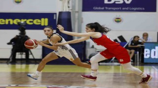 Kadınlar Basketbol Süper Ligi: Fenerbahçe: 81 - Botaş: 56
