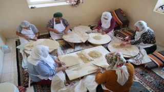 Kadınlar kurdukları kooperatifte hem sosyalleşiyor hem de ekonomilerine katkı sağlıyor