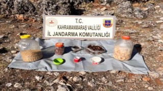 Kahramanmaraşta terör örgütüne ait yaşam malzemesi ele geçirildi