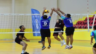 Kamu Spor Oyunları Osmaniye’de Voleybol Karşılaşmasıyla Başladı!
