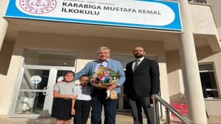 Karabiga Belediyesinden çocuklara kırtasiye desteği