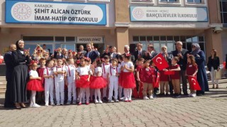 Karabükte 37 bin öğrenci için ders zili çaldı