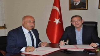 Karsta “Meyve ağaçlandırma işbirliği” protokolü imzalandı