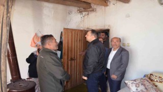 Kaymakam Demirden depremin merkez üssü köye ziyaret