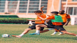 Kayserispor İzmirde kampa girdi