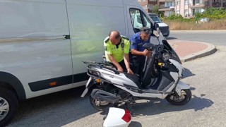 Kazada yaralanan sürücünün motosiklette 35 bin TL var sözü ekipleri alarma geçirdi