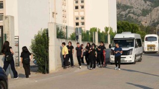 Kemerde lise öğrencilerine ücretsiz servis imkanı