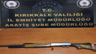 Kırıkkalede tüfekle havaya ateş açan şahıs gözaltına alındı