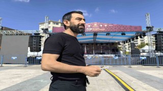Kırşehirli halk müziği sanatçısından çalıştığı belediyede emekliliğe zorlandığı iddiası