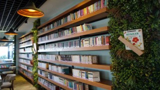 Kitap kahvelerde 70 binden fazla kitap ödünç verildi