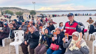 Kütahyada festivalde vatandaşlara KADES ve HAYDİ uygulaması tanıtıldı
