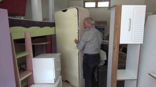 Kütahyada ikinci el esnafı öğrencileri bekliyor