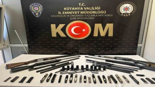 Kütahyada kaçak silah operasyonu