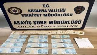 Kütahyada kumar oynayan 4 kişiye 25 bin 700 TL para cezası