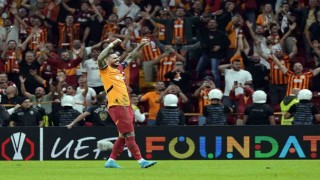 Maç sonu 3lüsü Mauro Icardiden